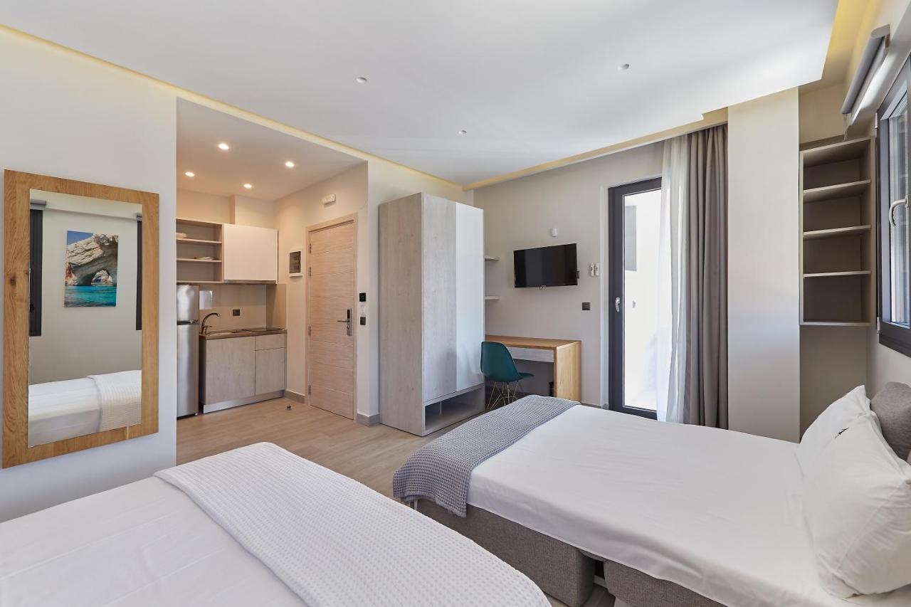 Albatros Suites Nea Vrasna Ngoại thất bức ảnh