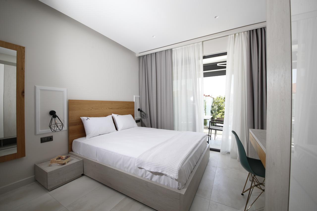 Albatros Suites Nea Vrasna Ngoại thất bức ảnh