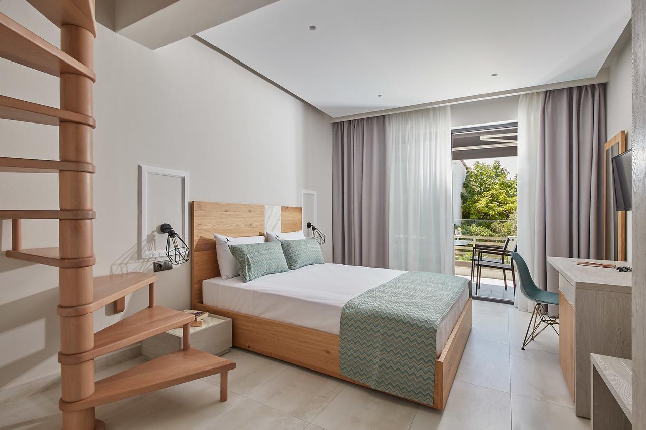Albatros Suites Nea Vrasna Ngoại thất bức ảnh