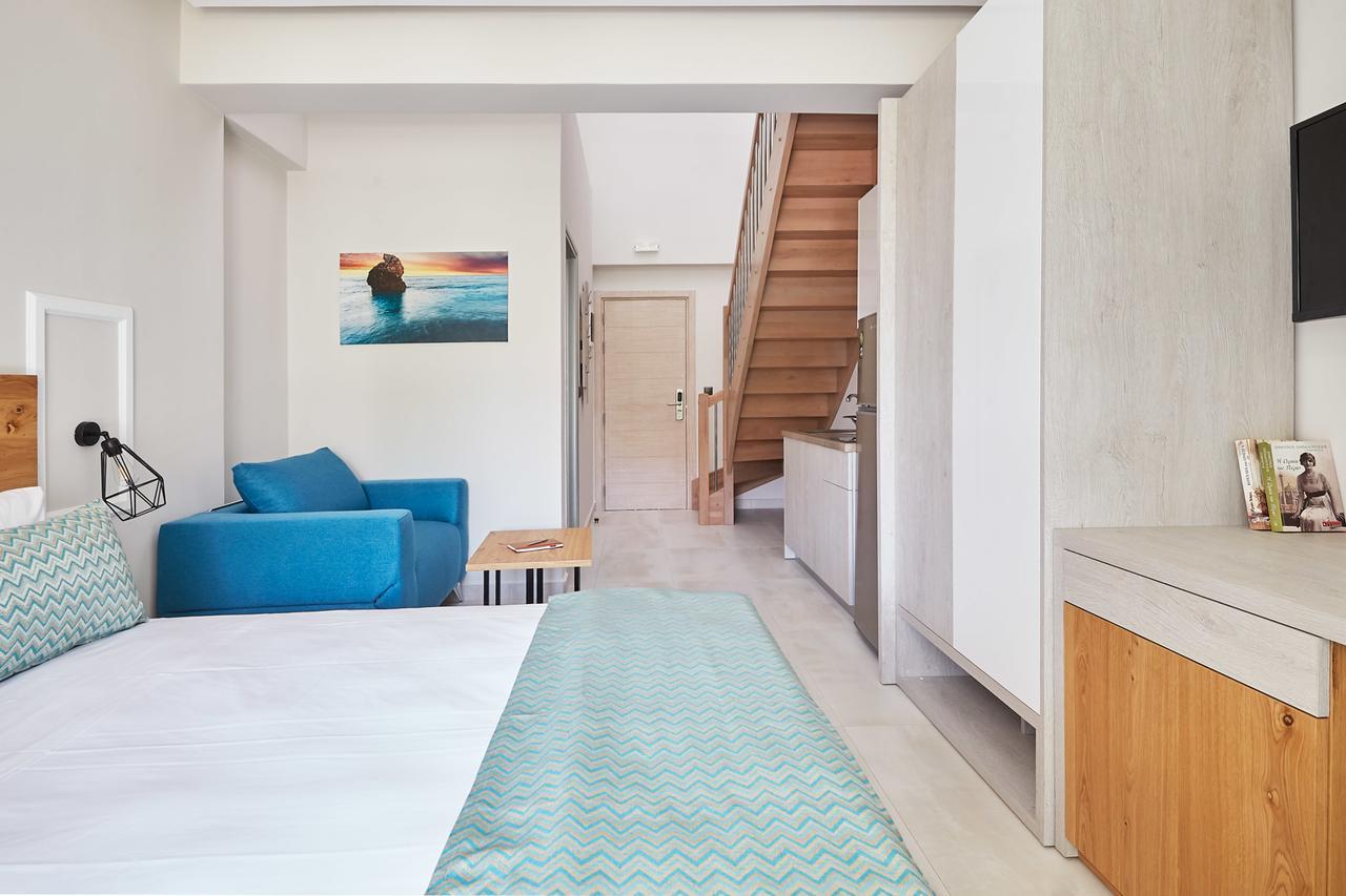 Albatros Suites Nea Vrasna Ngoại thất bức ảnh
