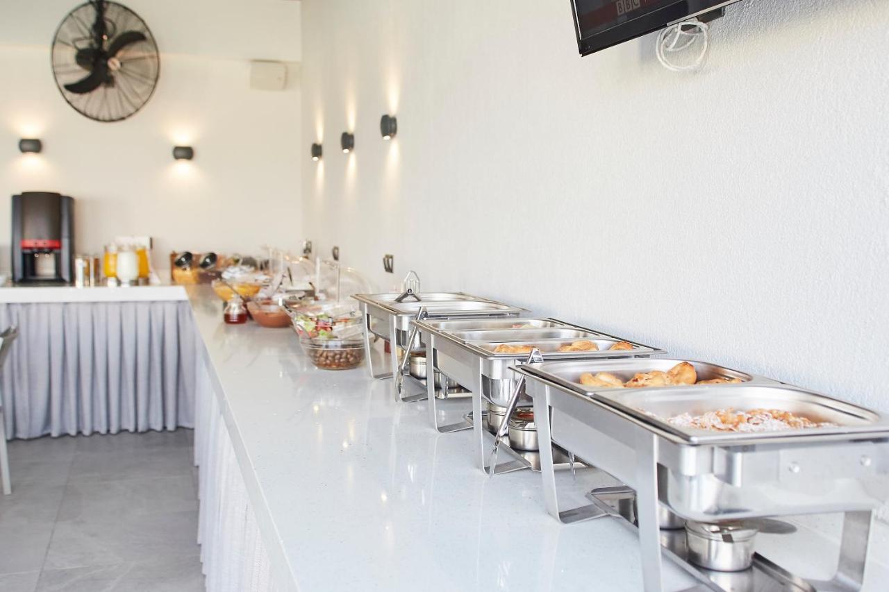 Albatros Suites Nea Vrasna Ngoại thất bức ảnh